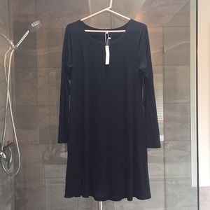 HiMone Black Long Sleeve Dress
